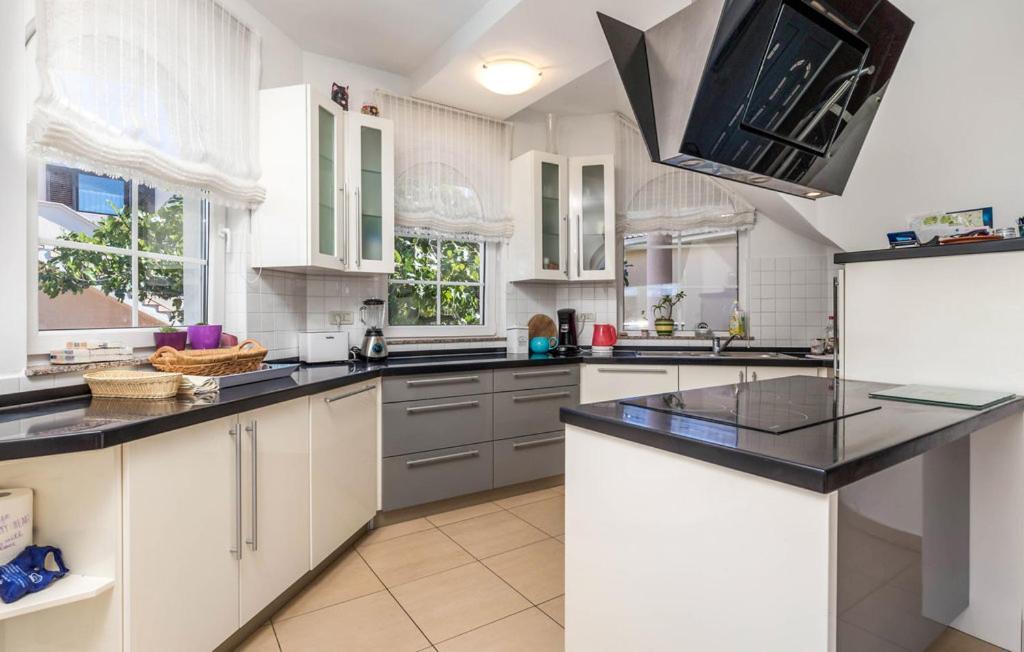 Apartment Dedic Supetarska Draga